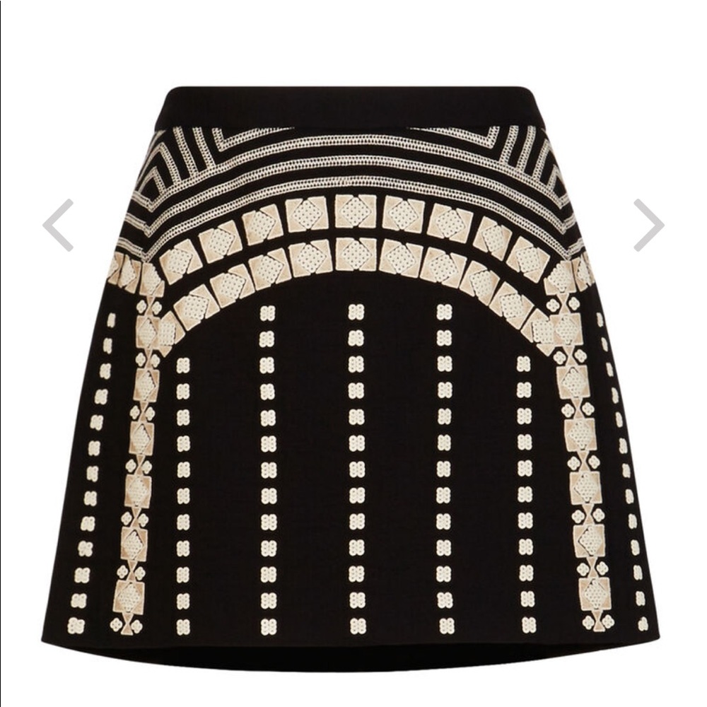 BCBG Lannia Geometric embroidered mini skirt